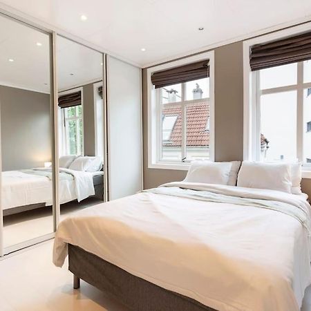 New! Modern Top Floor Apartment In Historic Area! Берген Екстериор снимка
